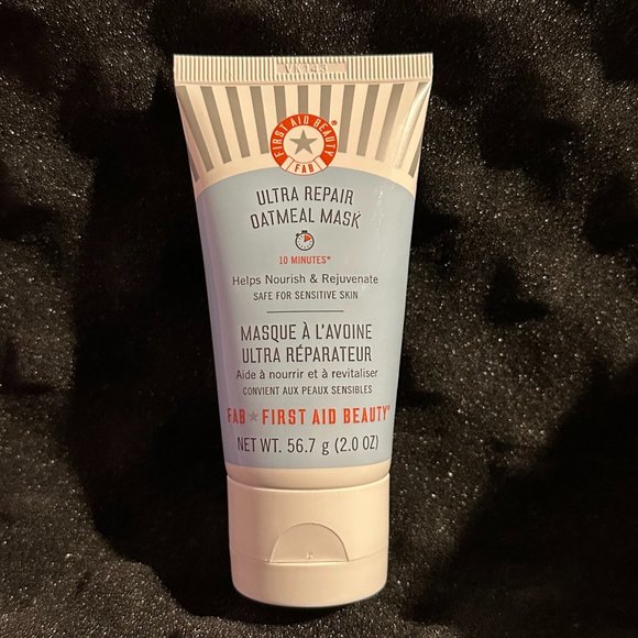 First Aid Beauty Ultra Repair Oatmeal Mask - Picture 2 of 4